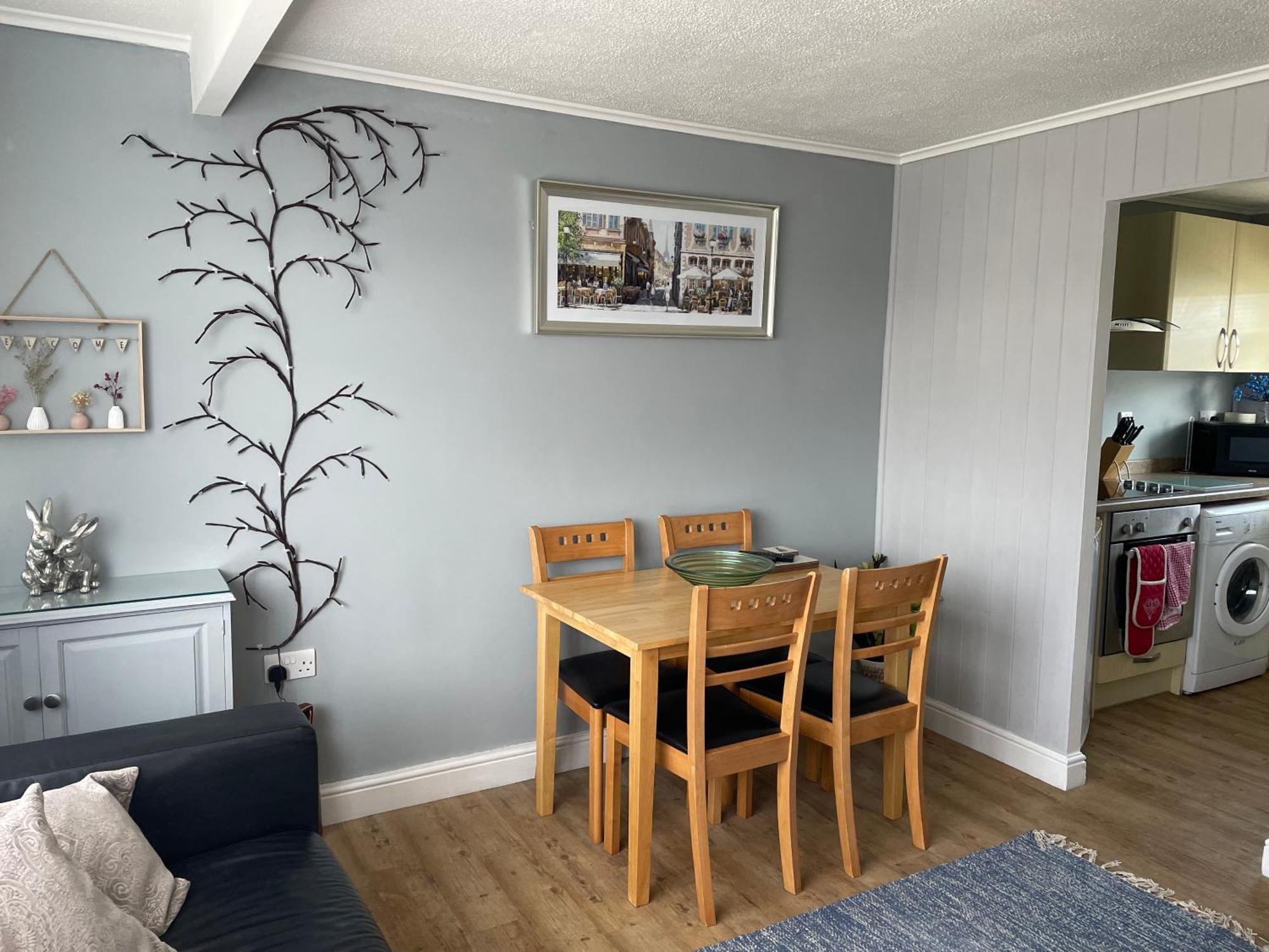 82, Sunbeach Park, California Rd, California, Great Yarmouth Nr29 3ql * Scratby